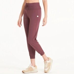Vuori Terracotta Dusty Pink Daily Joggers Pants M